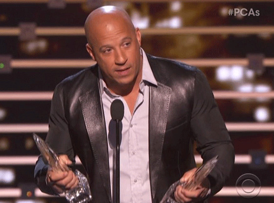 Vin Diesel Accepting Award For Paul Walker Vin Diesel Sings to Paul Walker While Accepting People's Choice Award